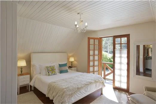 Apartamento Casal com Sacada - Pousada da Pedra - Campos